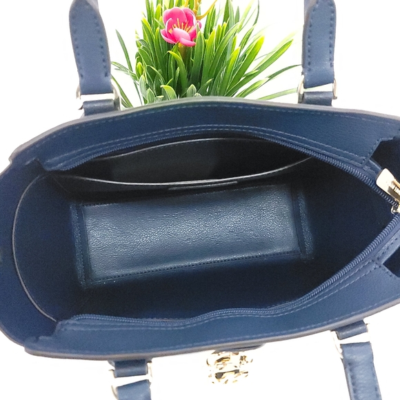 ⚠️LAST 1⚠️ Michael Kors Hamilton MD Crossbody Satchel Blue - Picture 5 of 9